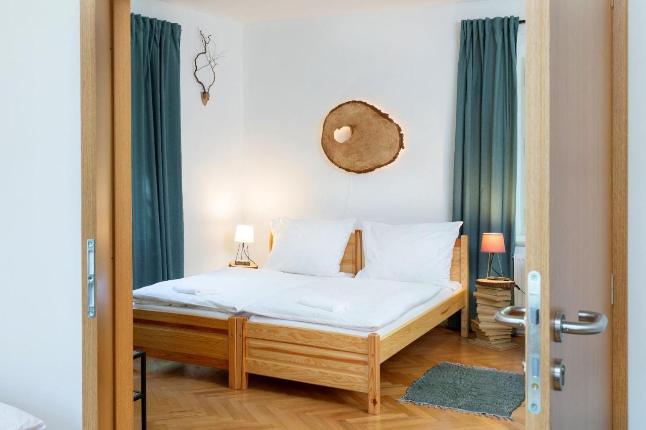 Zamek Nectiny Hotel Luaran gambar