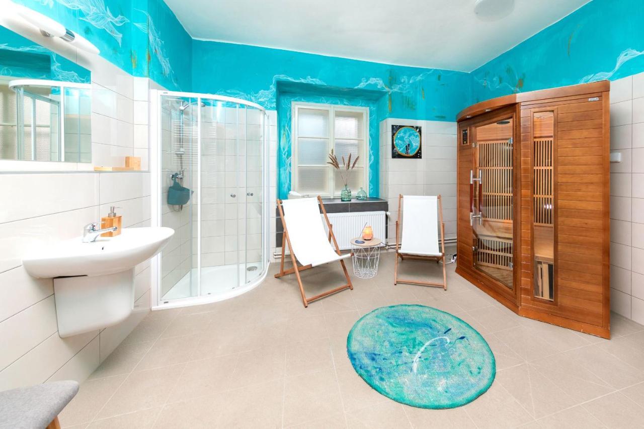 Zamek Nectiny Hotel Luaran gambar