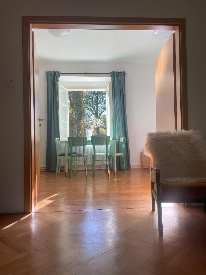 Zamek Nectiny Hotel Luaran gambar